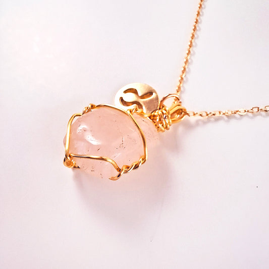 Cuarzo Rosa & Dije Tauro