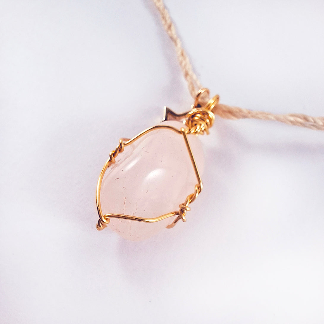 Collar de Cuarzo Rosa