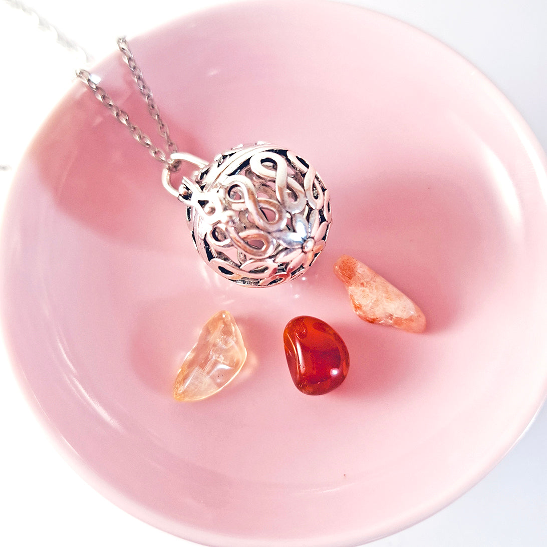 Jaula con Citrino, Cornalina y Piedra de Sol