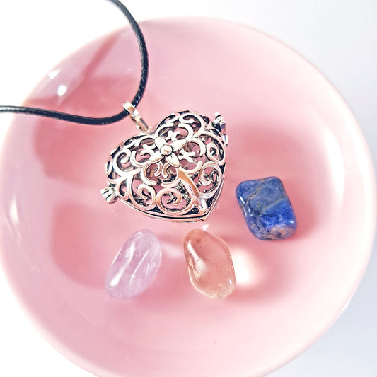 Jaula con Amatista, Sodalita y Cuarzo Claro