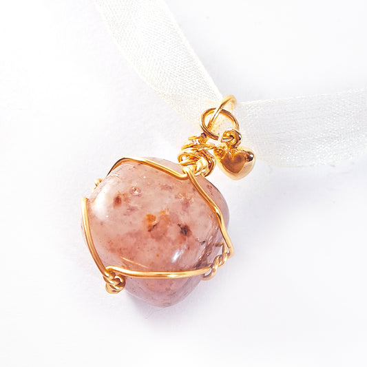 Collar de Cinta y Cuarzo Fresa